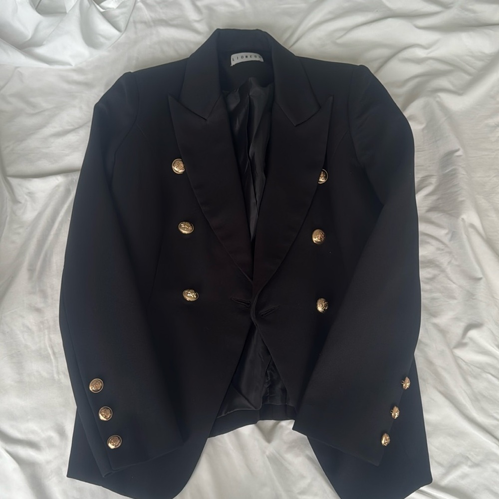 Never worn